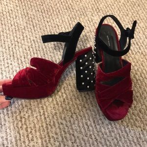 Zara velvet shoes in size 7 1/2
